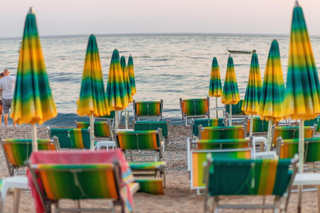 Hotel Savojo Petrovac Exteriér fotografie