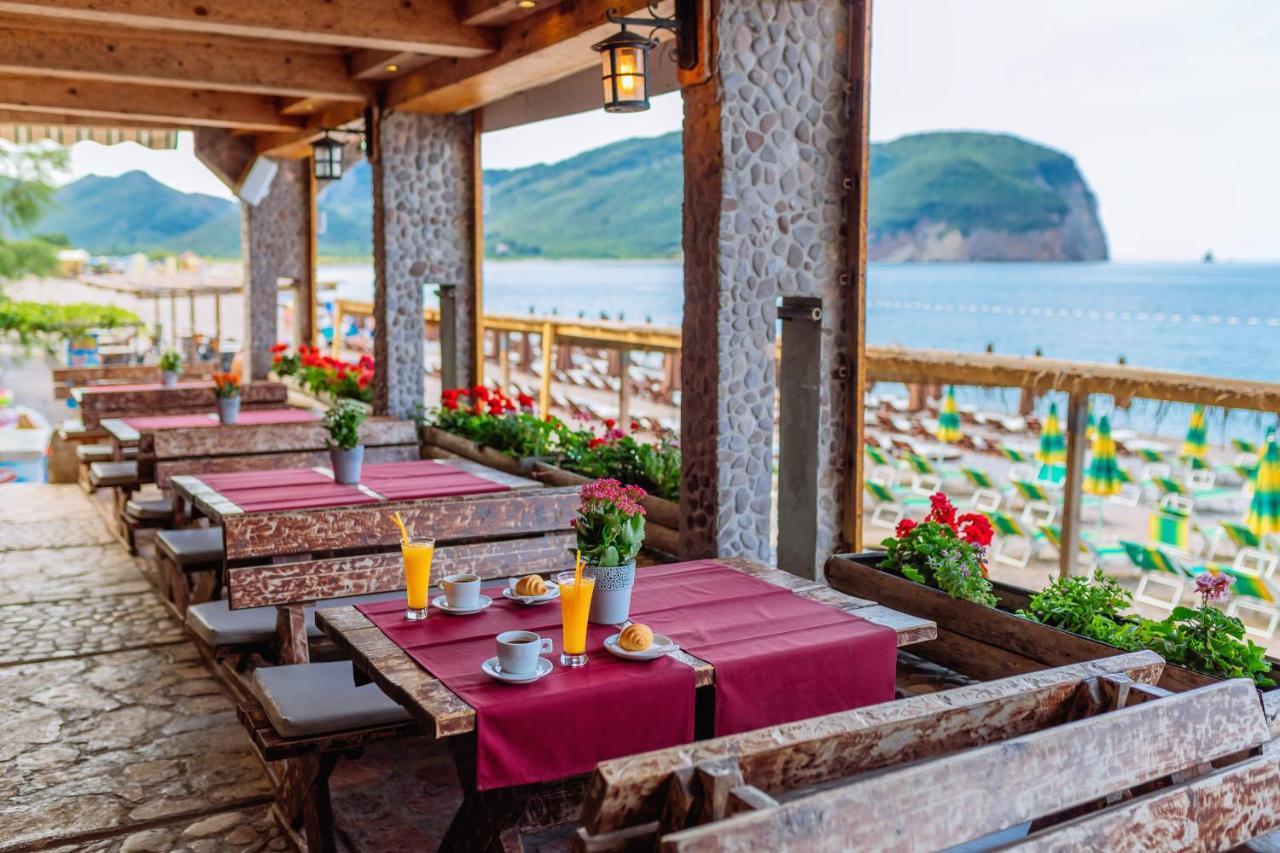Hotel Savojo Petrovac Exteriér fotografie