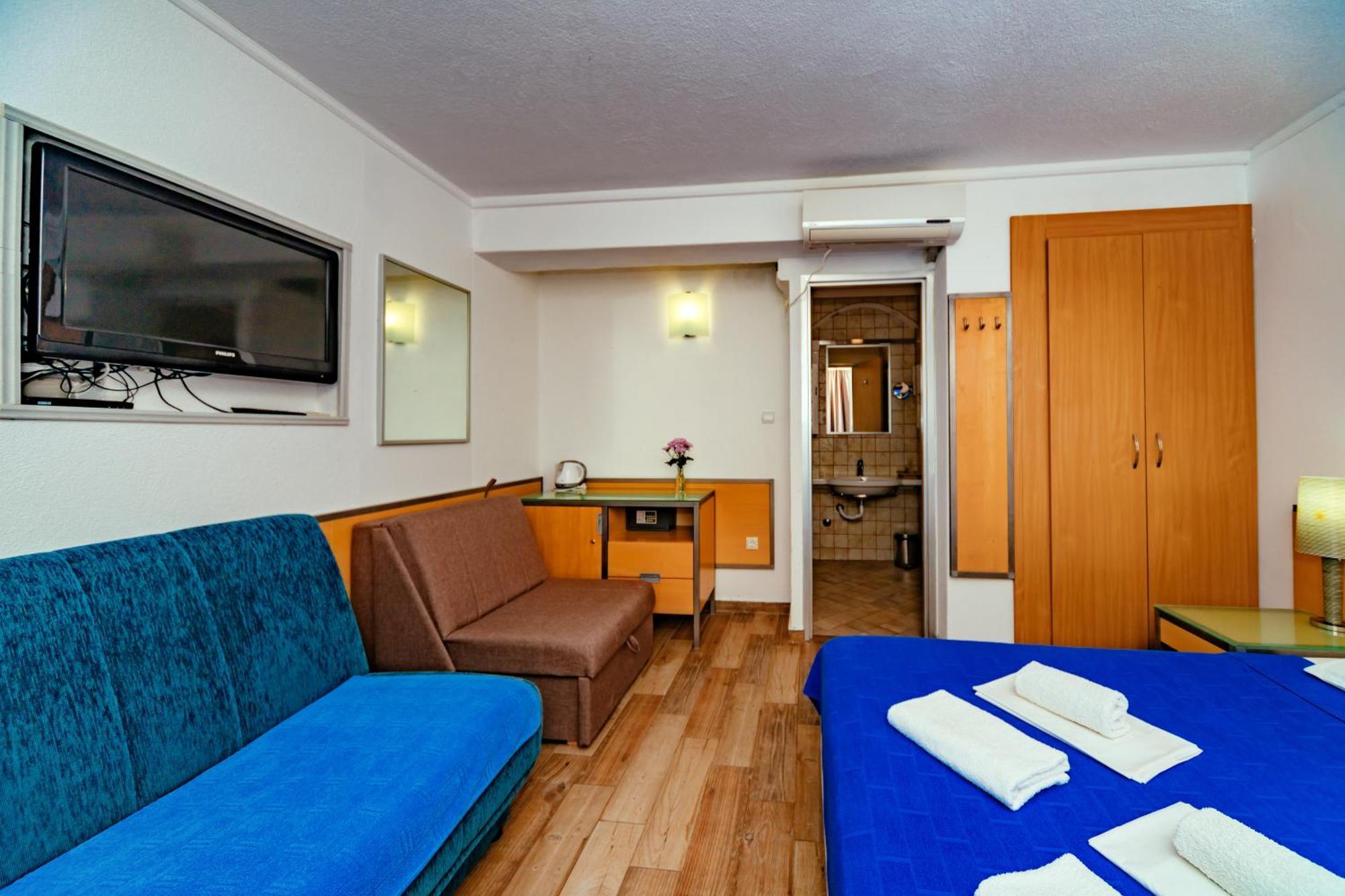 Hotel Savojo Petrovac Exteriér fotografie
