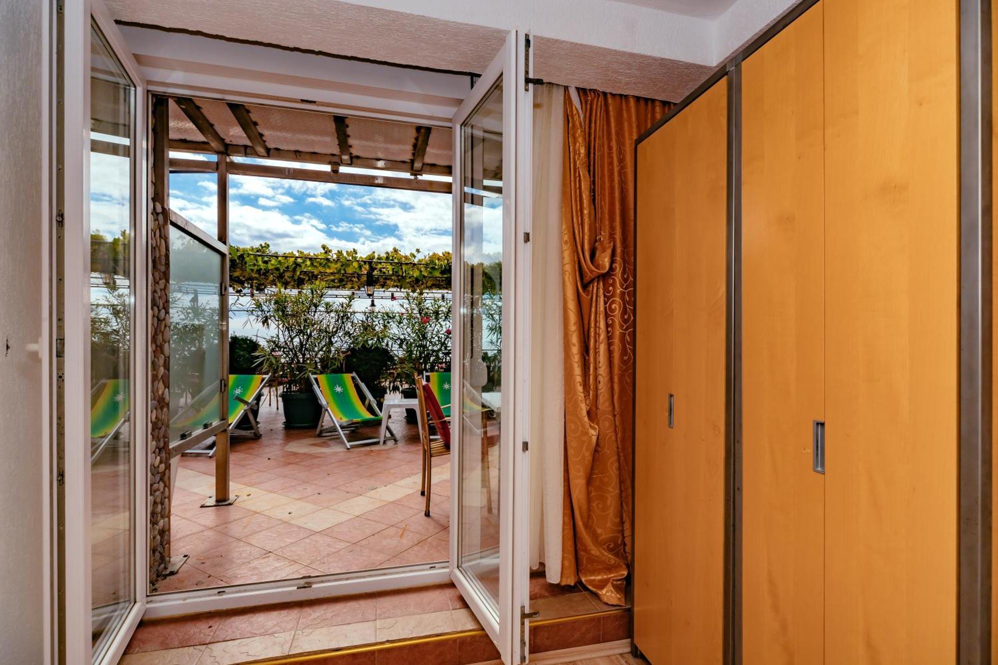 Hotel Savojo Petrovac Exteriér fotografie