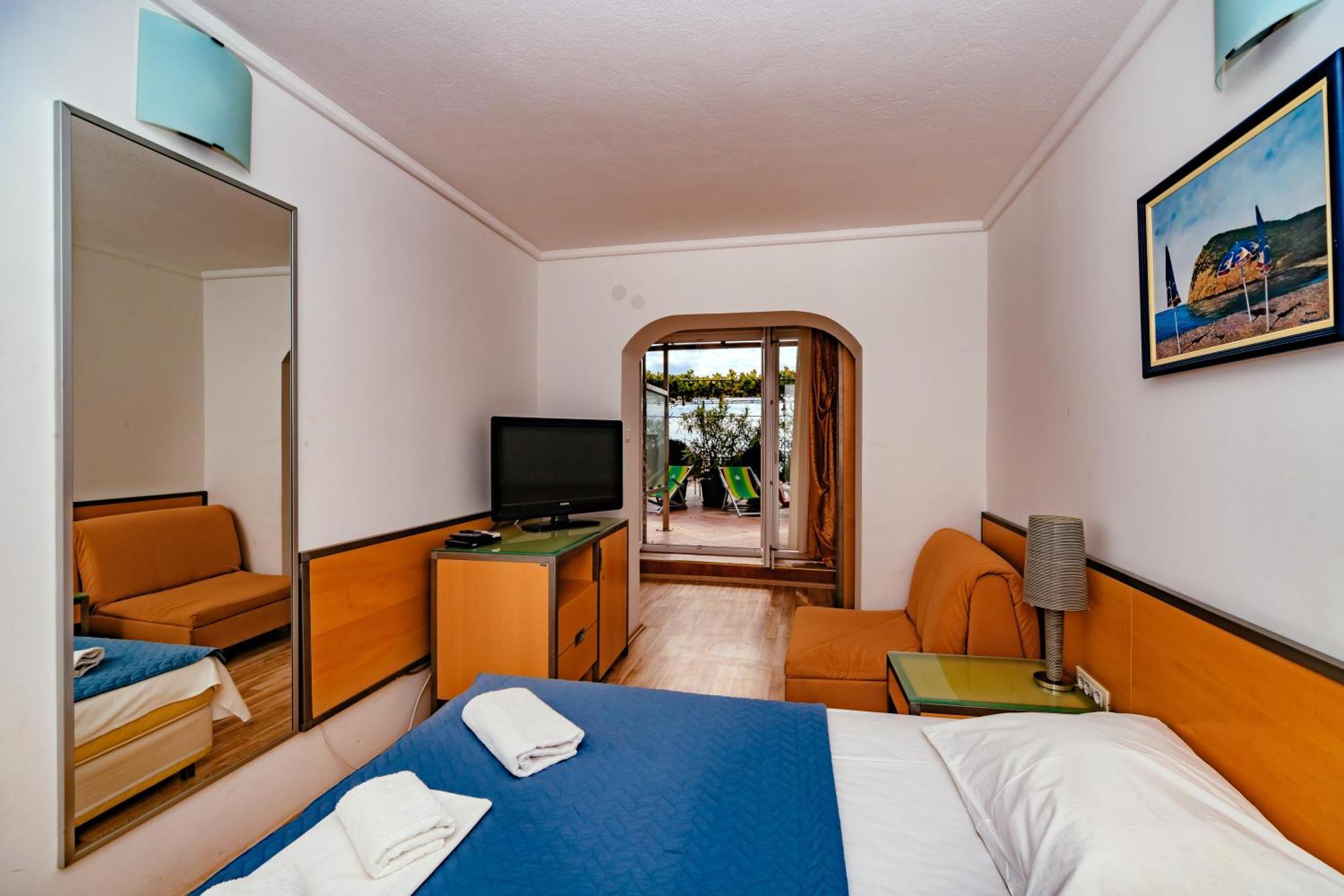 Hotel Savojo Petrovac Exteriér fotografie