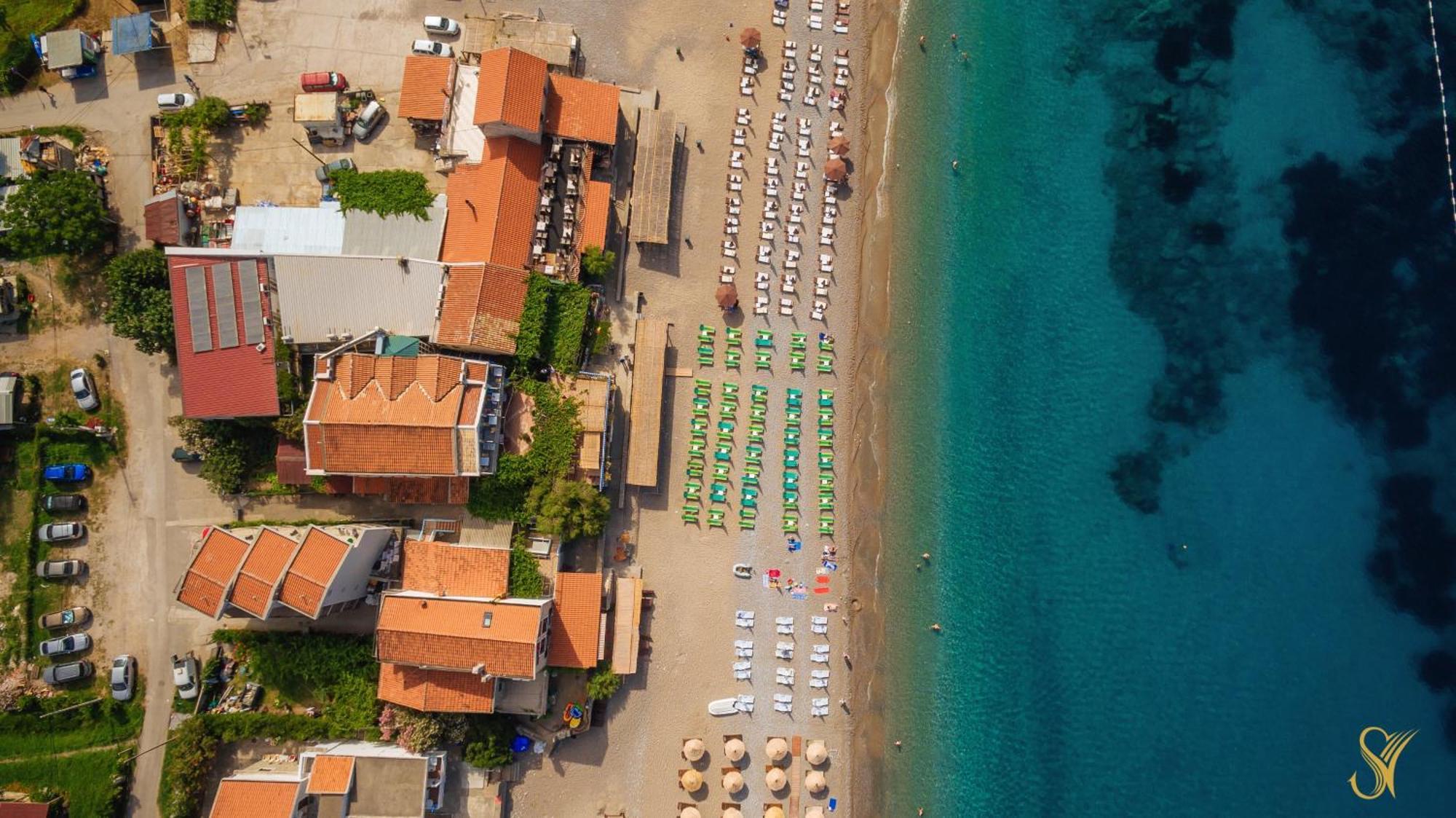 Hotel Savojo Petrovac Exteriér fotografie